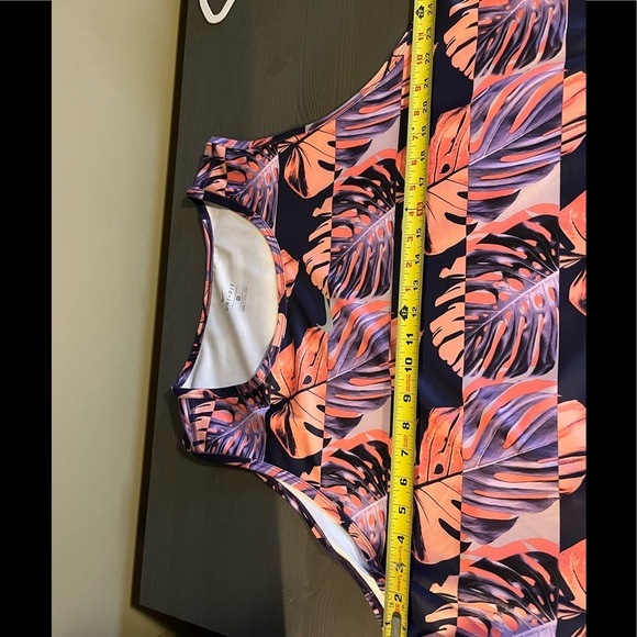 NIKE Fast Running Tank NEW - Picture 8 of 9